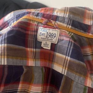 Super cute plaid shirt